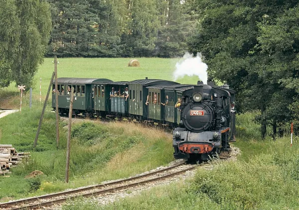Parní vlak na úzkokolejné trati v Jindřichově Hradci